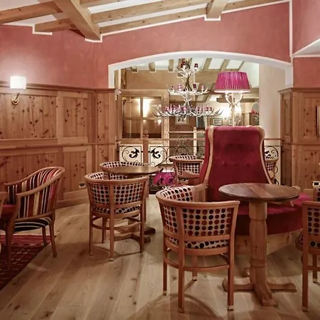 Hotell Cerana Relax Madonna