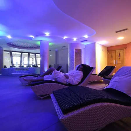 Cerana Relax